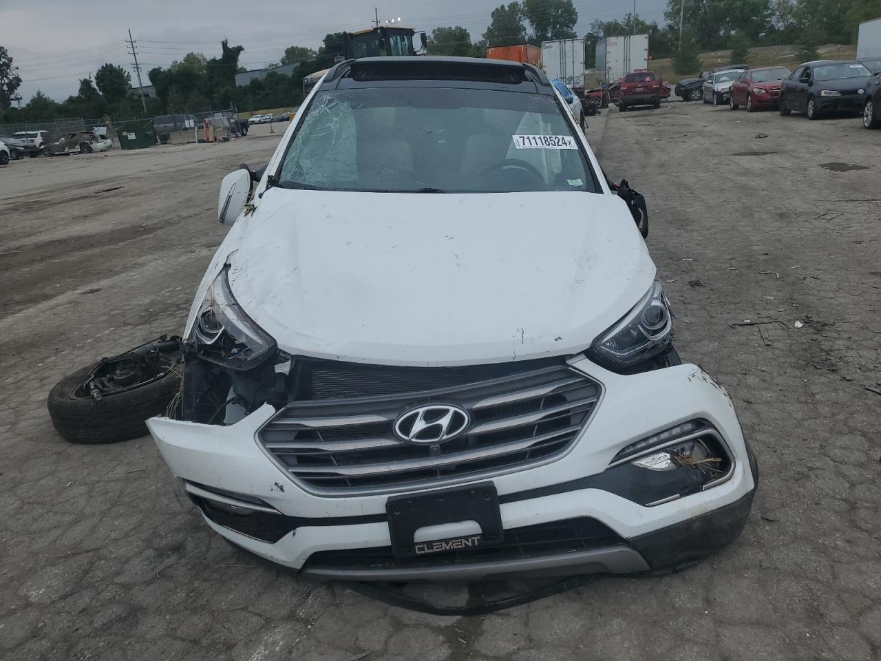 2017 Hyundai Santa Fe - Image 5