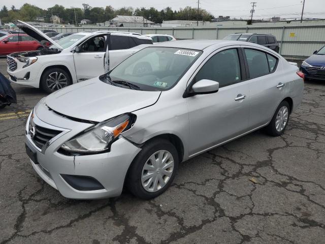  NISSAN VERSA 2019 Сріблястий