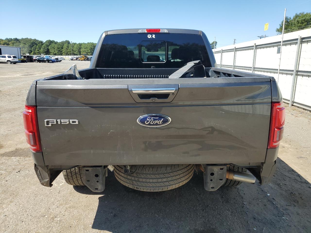 2015 Ford F-150 - Image 6