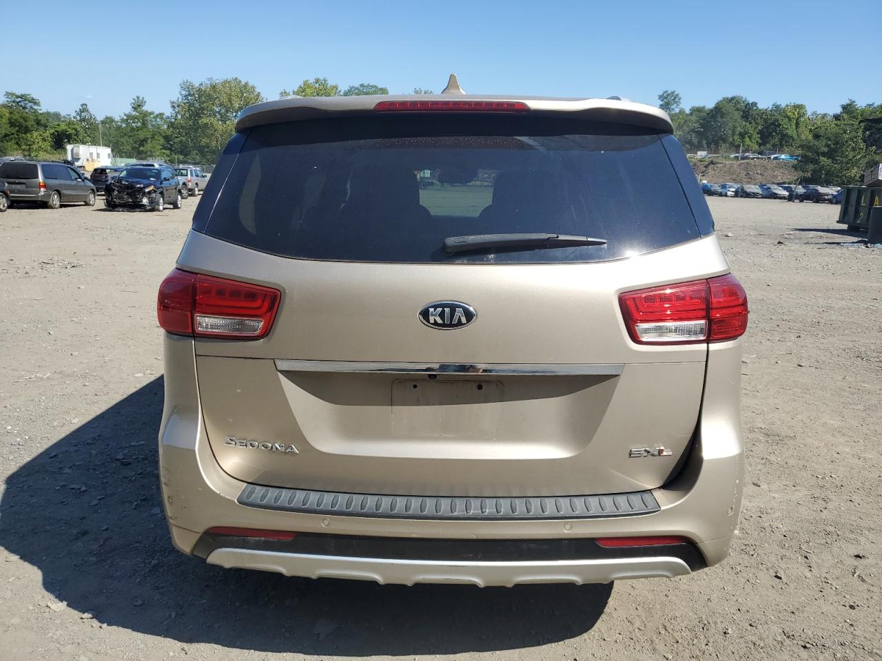 KNDME5C19F6027353 2015 Kia Sedona Sxl