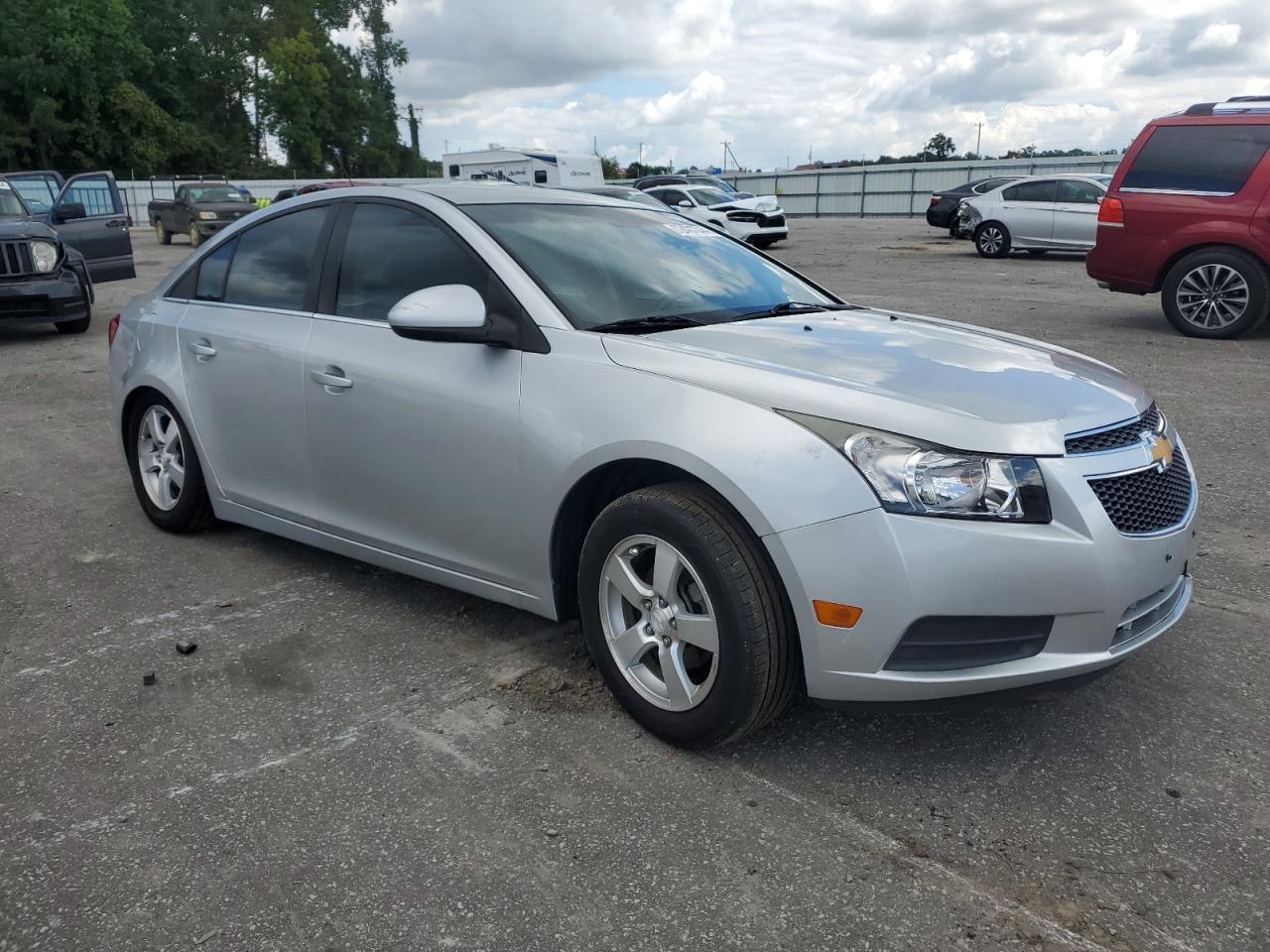 2013 Chevrolet Cruze - Image 4