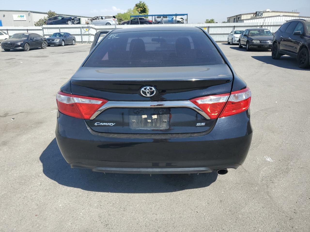 4T1BF1FK6GU195915 2016 Toyota Camry Le