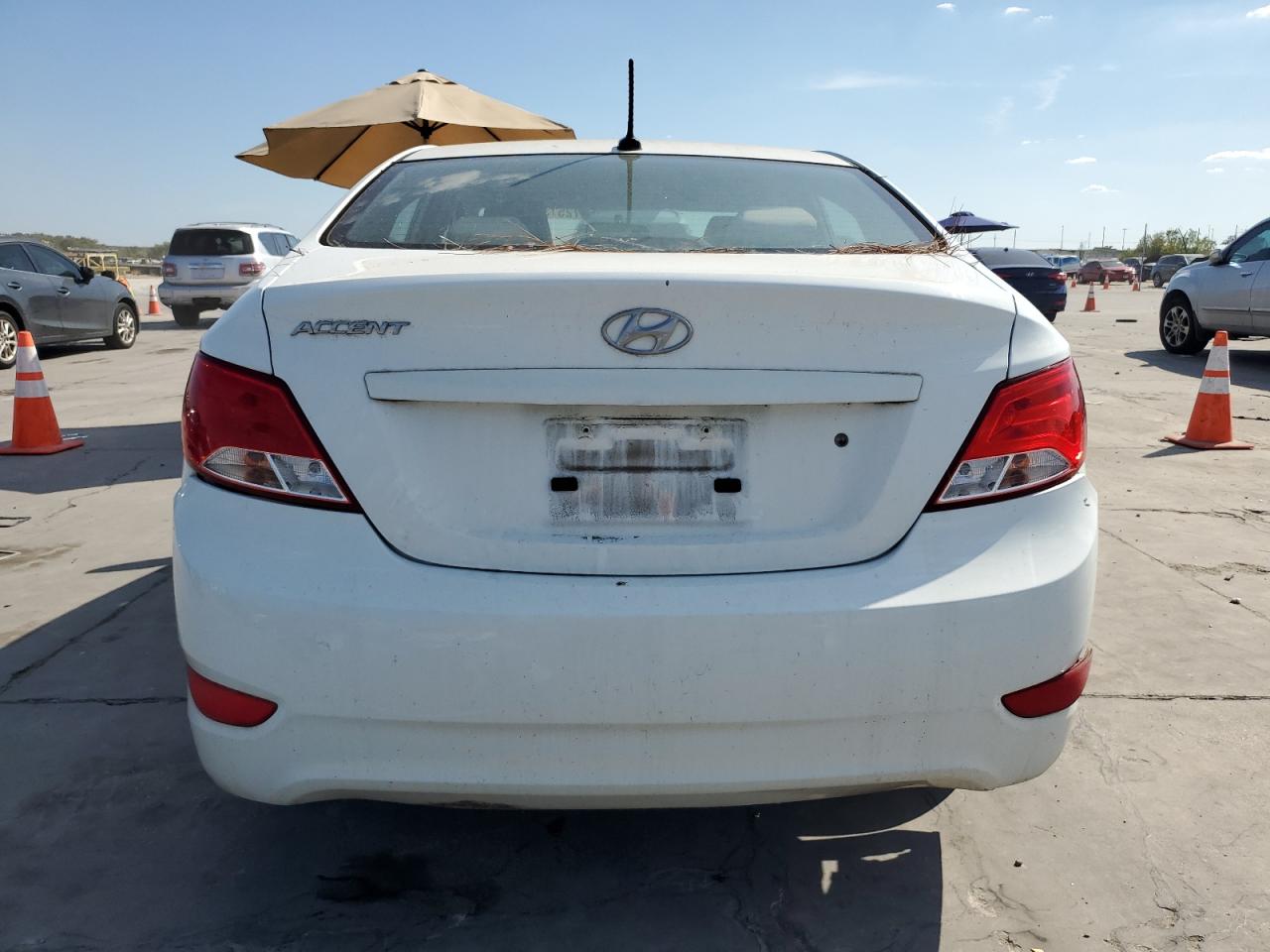 2016 Hyundai Accent Se VIN: KMHCT4AE8GU164617 Lot: 72573264