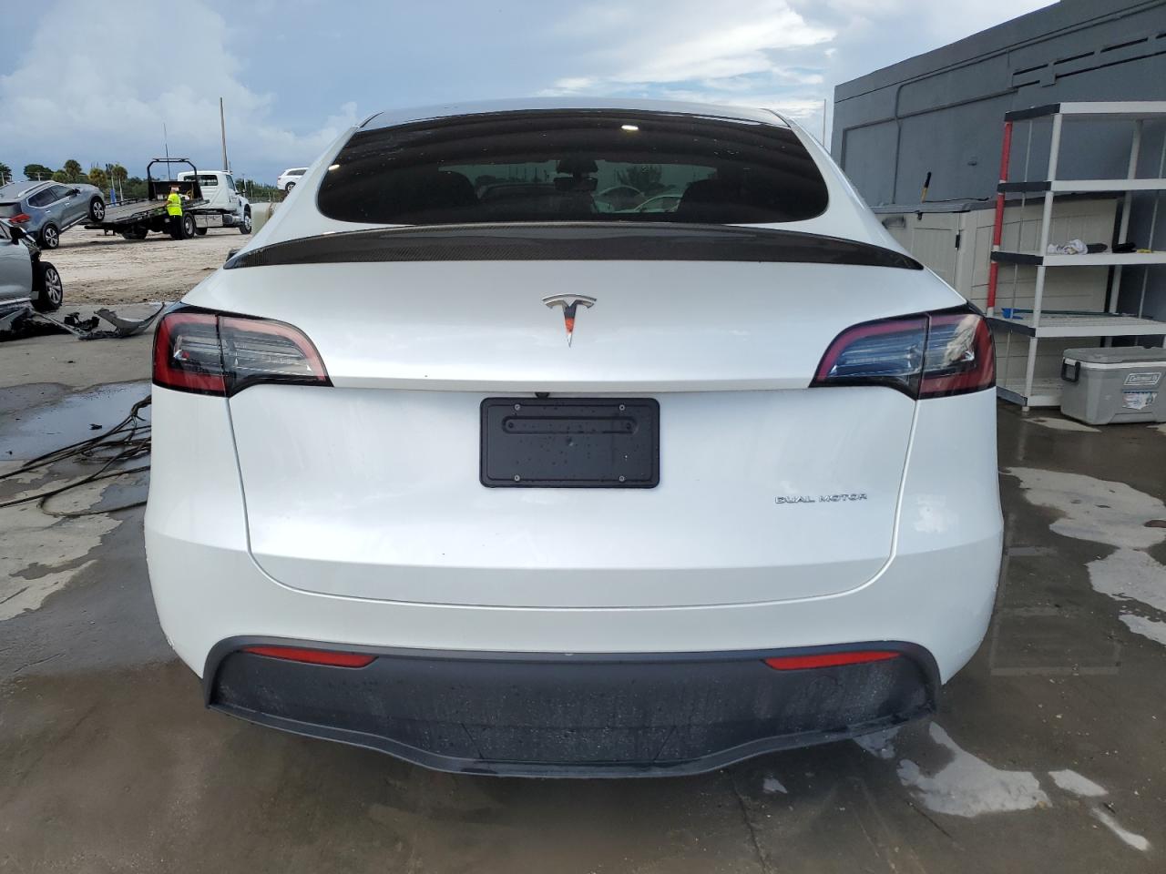 7SAYGDEE2PA053806 2023 Tesla Model Y