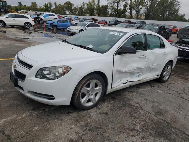 2009 Chevrolet Malibu Ls за продажба в Bridgeton, MO - Side