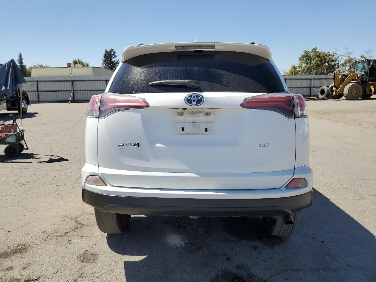 JTMZFREV2HJ138496 2017 Toyota Rav4 Le