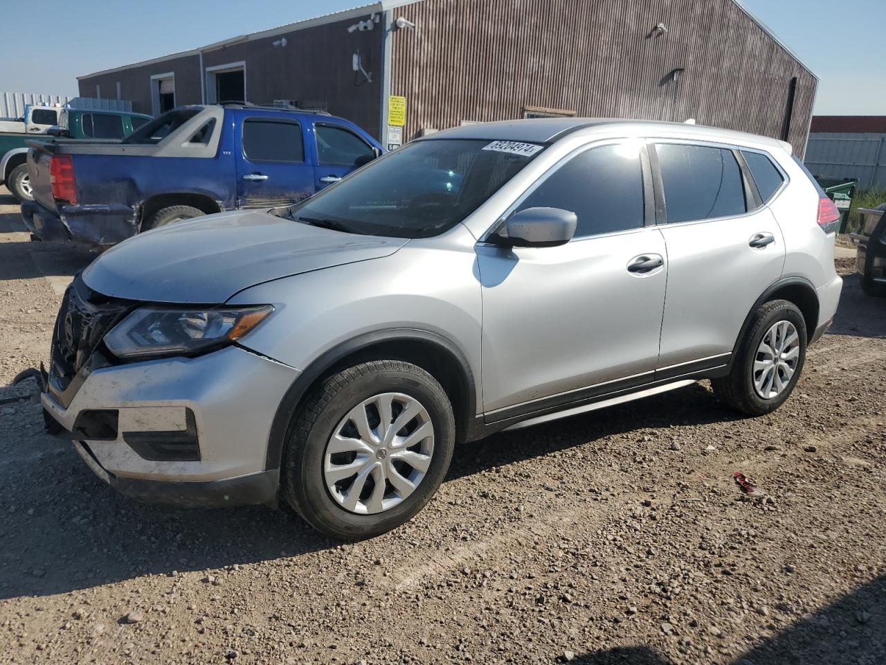 KNMAT2MV5HP561424 2017 NISSAN ROGUE - Image 1