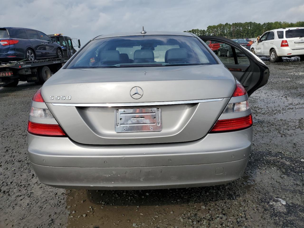 2008 Mercedes-Benz S 550 VIN: WDDNG71X98A160184 Lot: 72633904