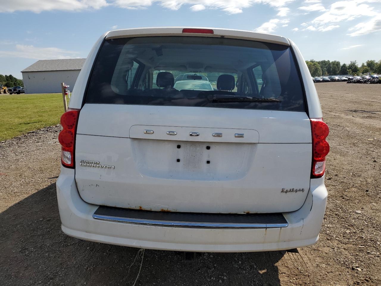 2C4RDGBG4ER296832 2014 Dodge Grand Caravan Se