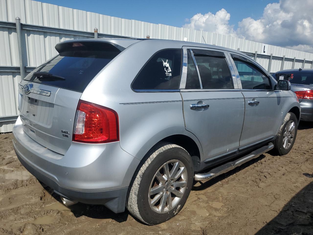 2012 Ford Edge - Image 3