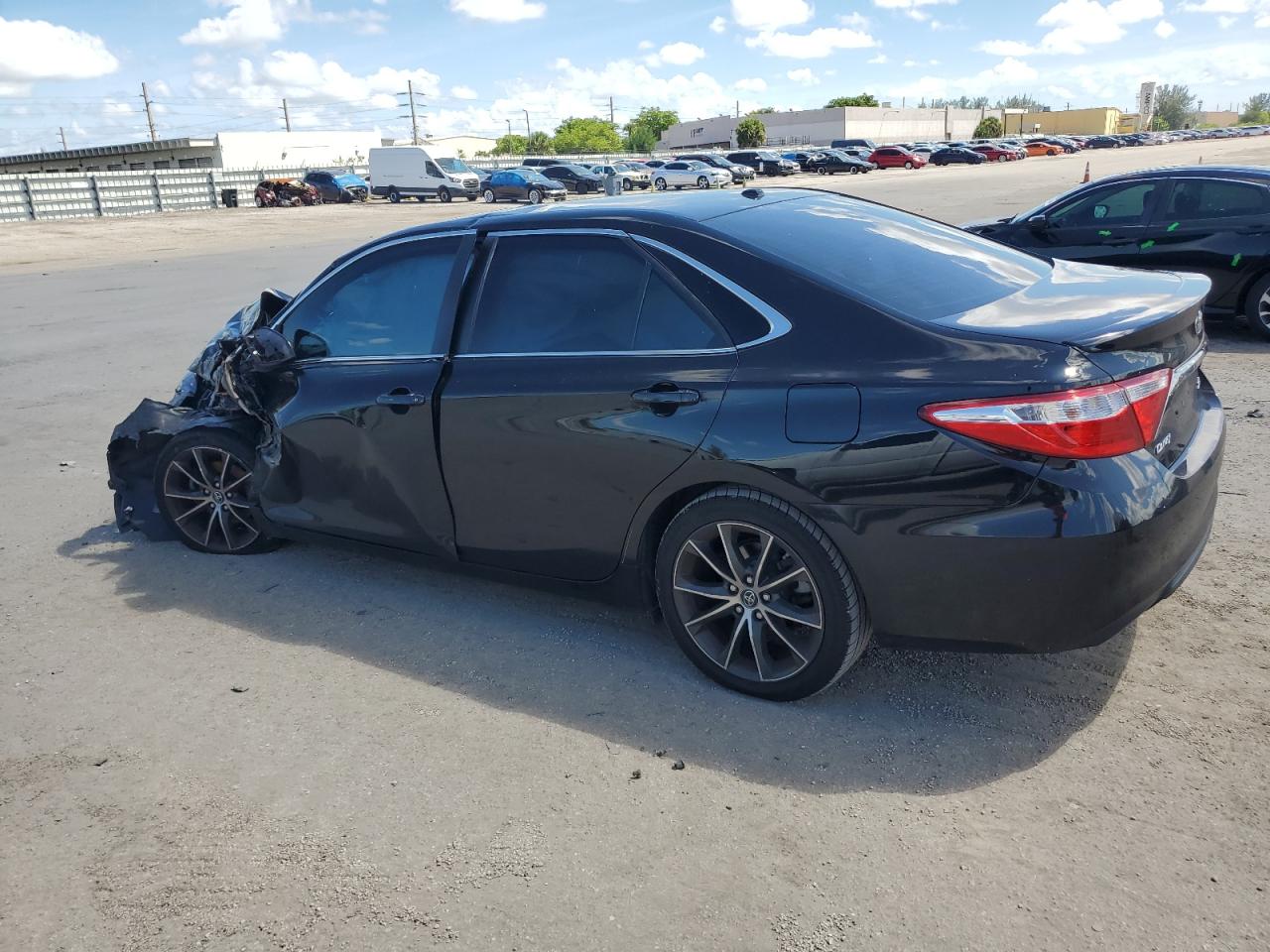 4T1BF1FK3GU208734 2016 Toyota Camry Le