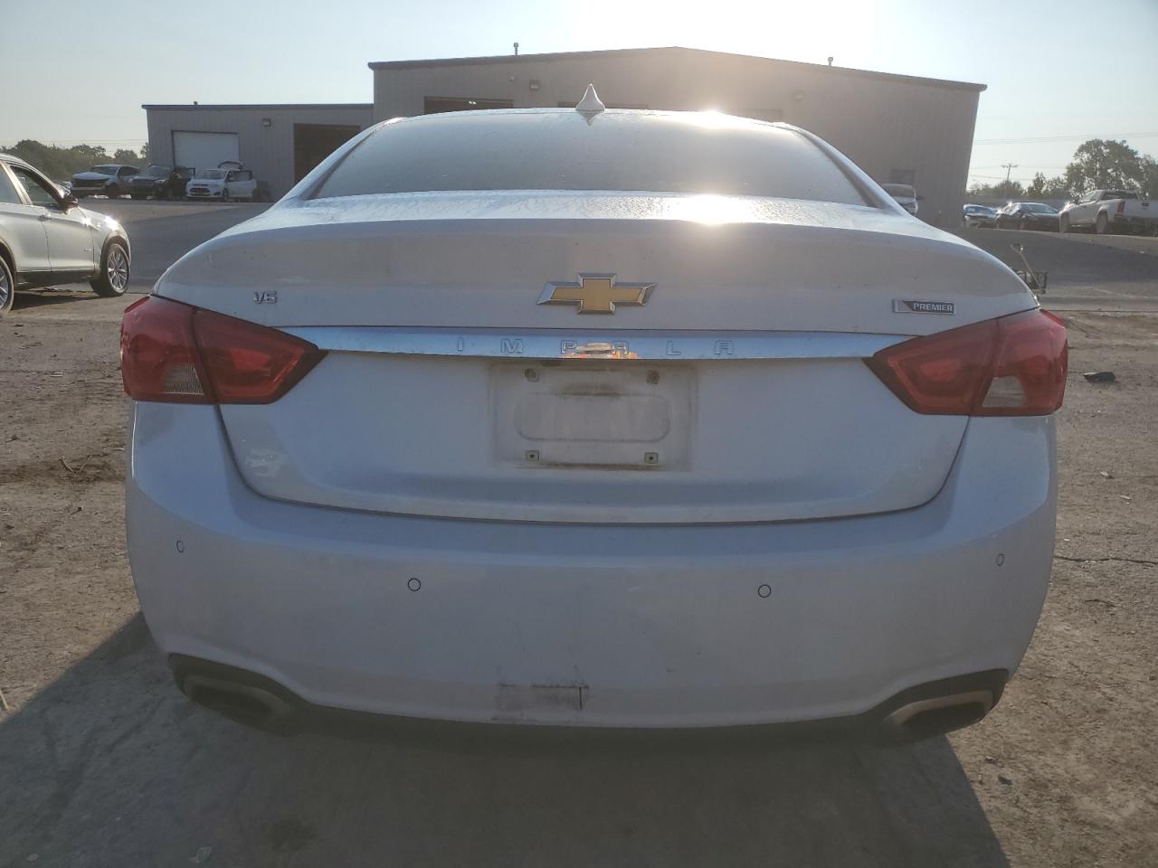 2G1125S30J9113031 2018 Chevrolet Impala Premier