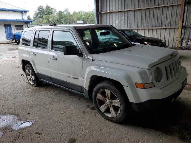  JEEP PATRIOT 2016 Білий