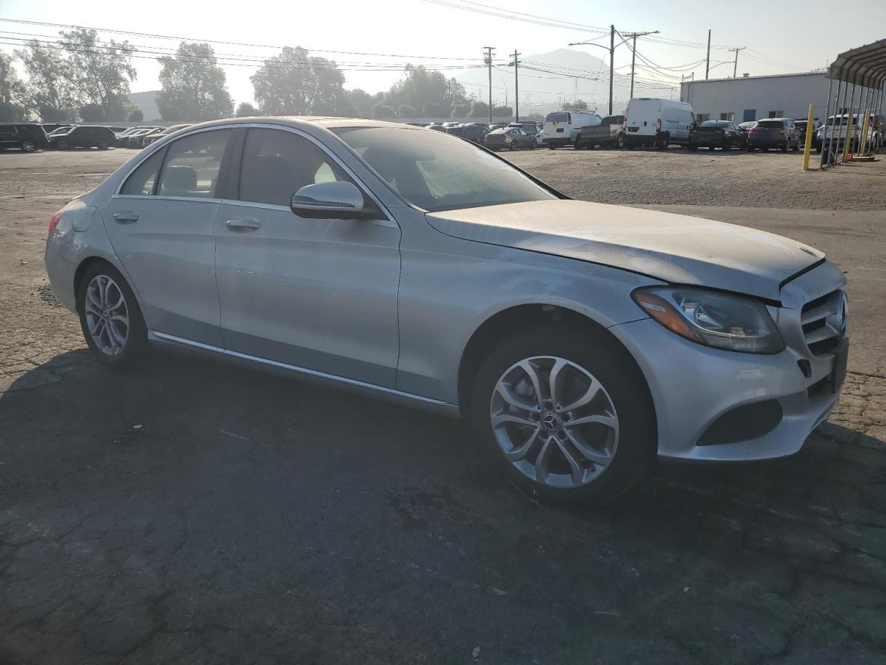 VIN WDDWF4KB3JR334542 2018 MERCEDES-BENZ C-CLASS no.4