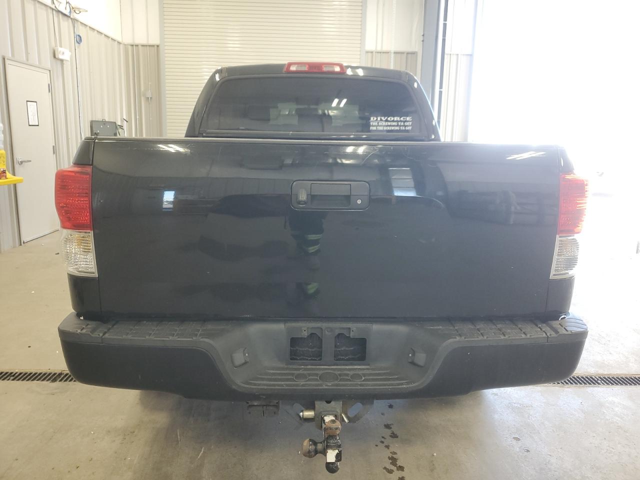 5TFDY5F19BX176093 2011 Toyota Tundra Crewmax Sr5