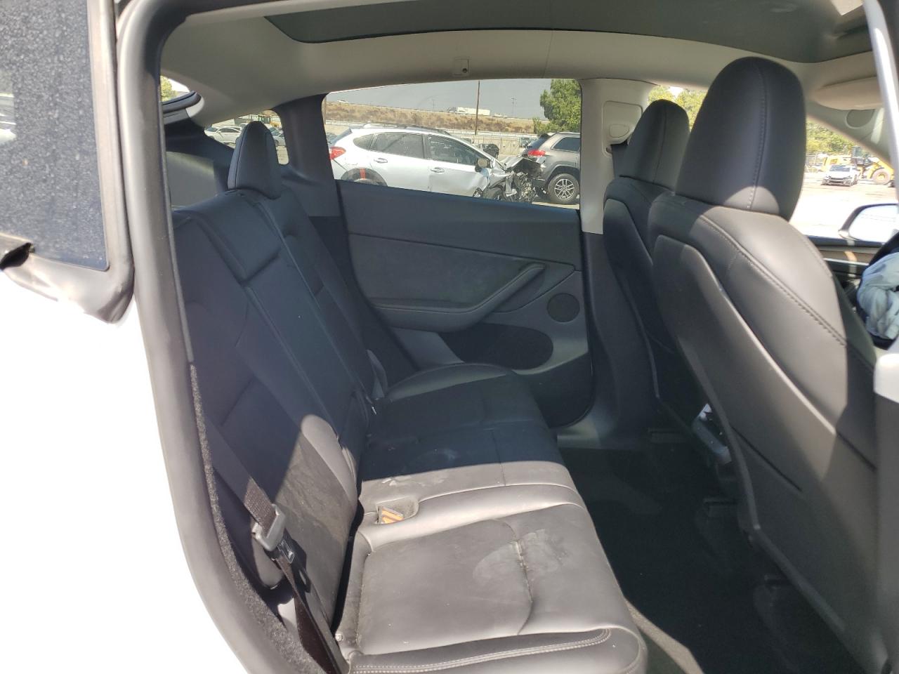 7SAYGDEDXRF092091 2024 Tesla Model Y