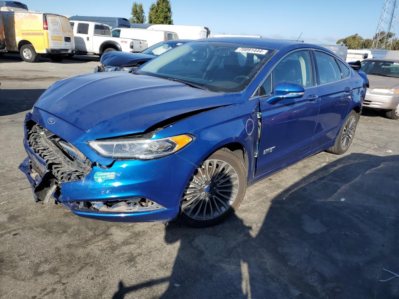 3FA6P0SU4HR201519 2017 FORD FUSION - Image 1