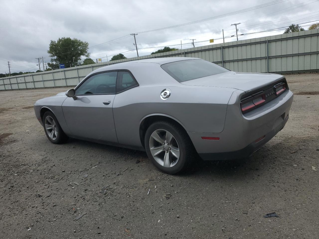 2C3CDZAGXHH611411 2017 DODGE CHALLENGER - Image 2