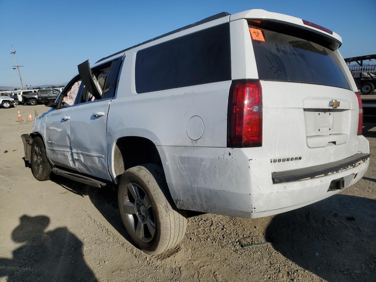 1GNSKGKC3KR246193 2019 CHEVROLET SUBURBAN - Image 2