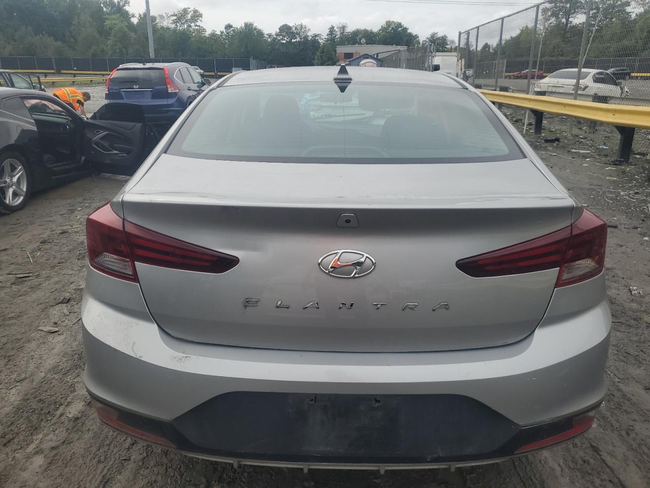 2020 Hyundai Elantra Sel VIN: 5NPD84LF0LH548573 Lot: 72591534