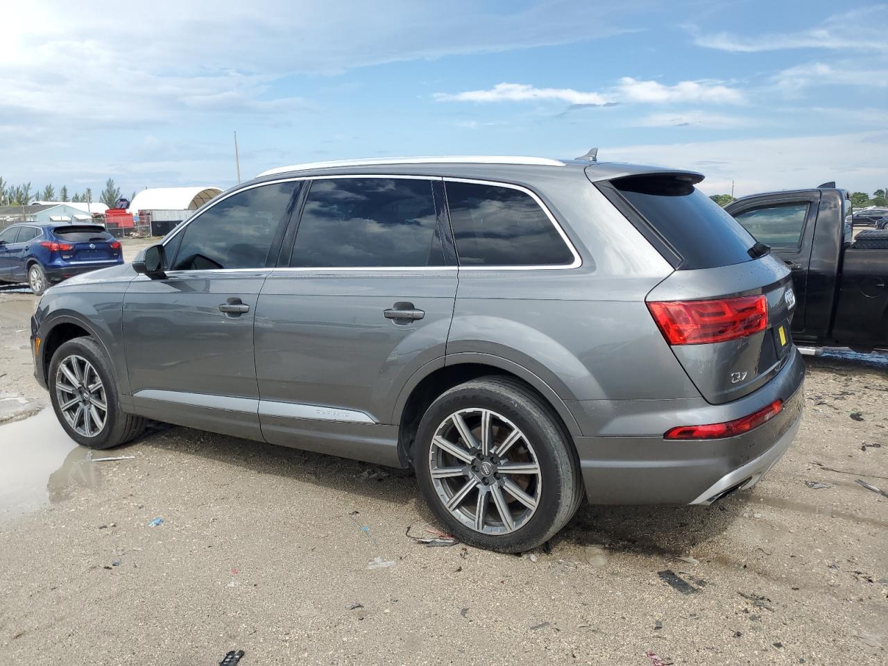 WA1LAAF74HD059779 2017 AUDI Q7 - Image 2