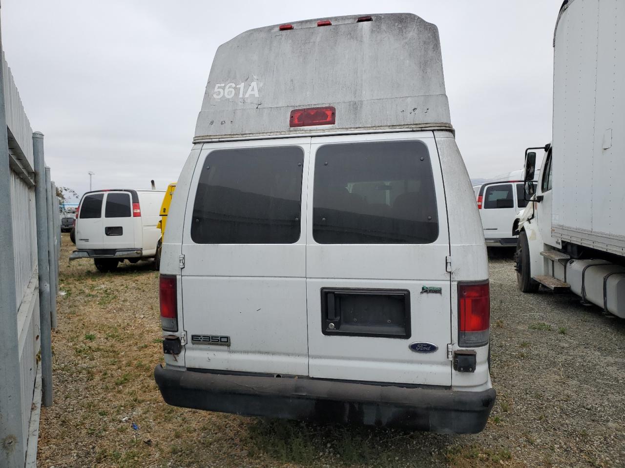 1FTDS3EL7BDA64712 2011 Ford Econoline E350 Super Duty Van