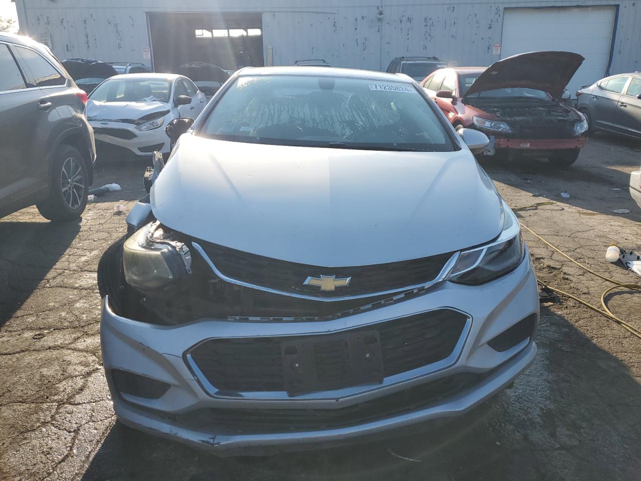 2017 Chevrolet Cruze - Image 5