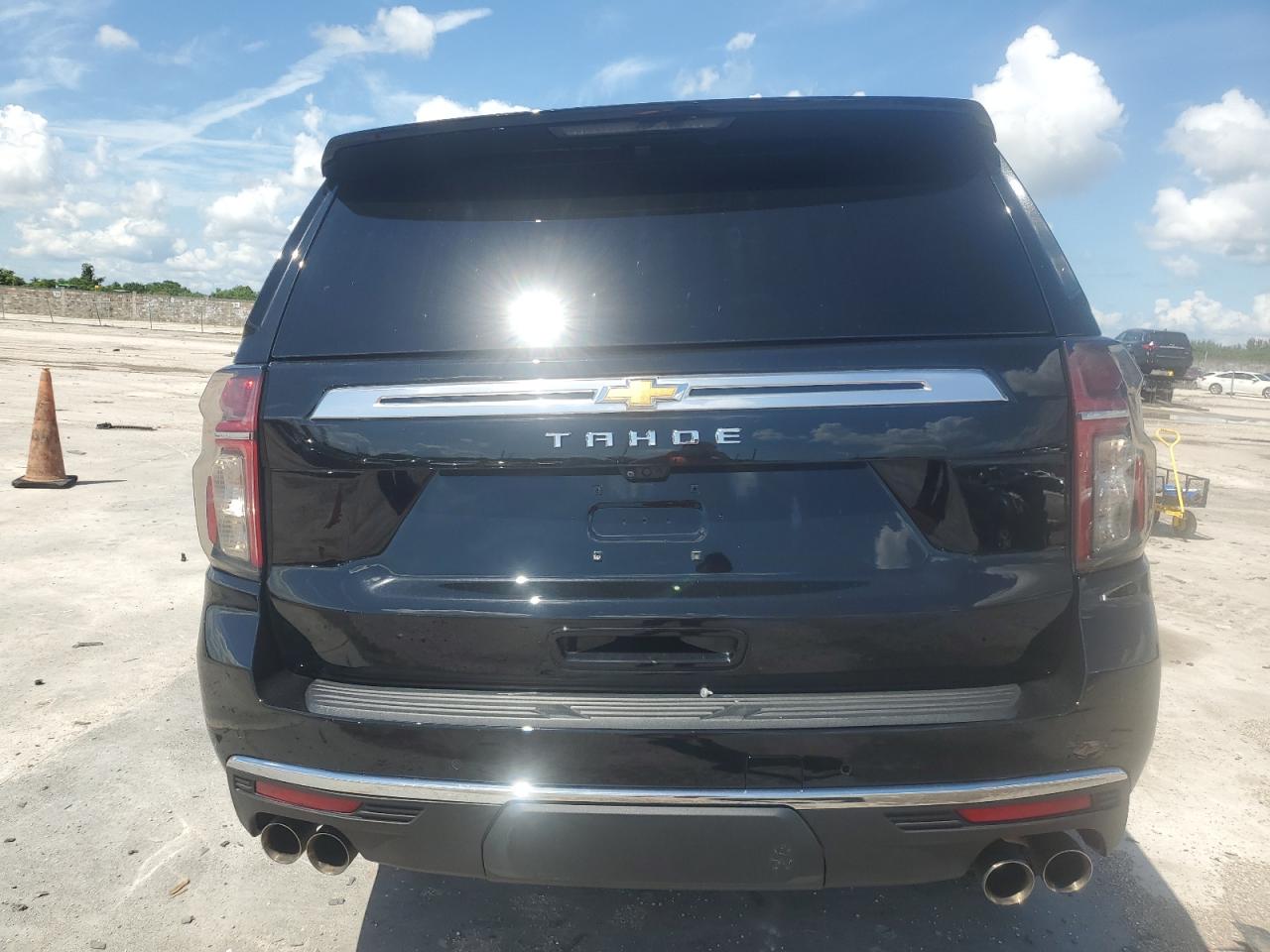 VIN 1GNSCTKL0MR393953 2021 CHEVROLET TAHOE no.6