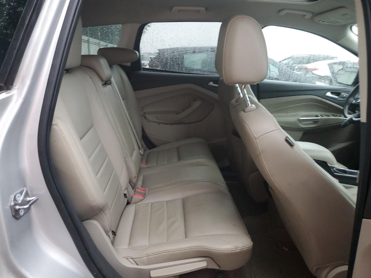 2014 Ford Escape - Image 11
