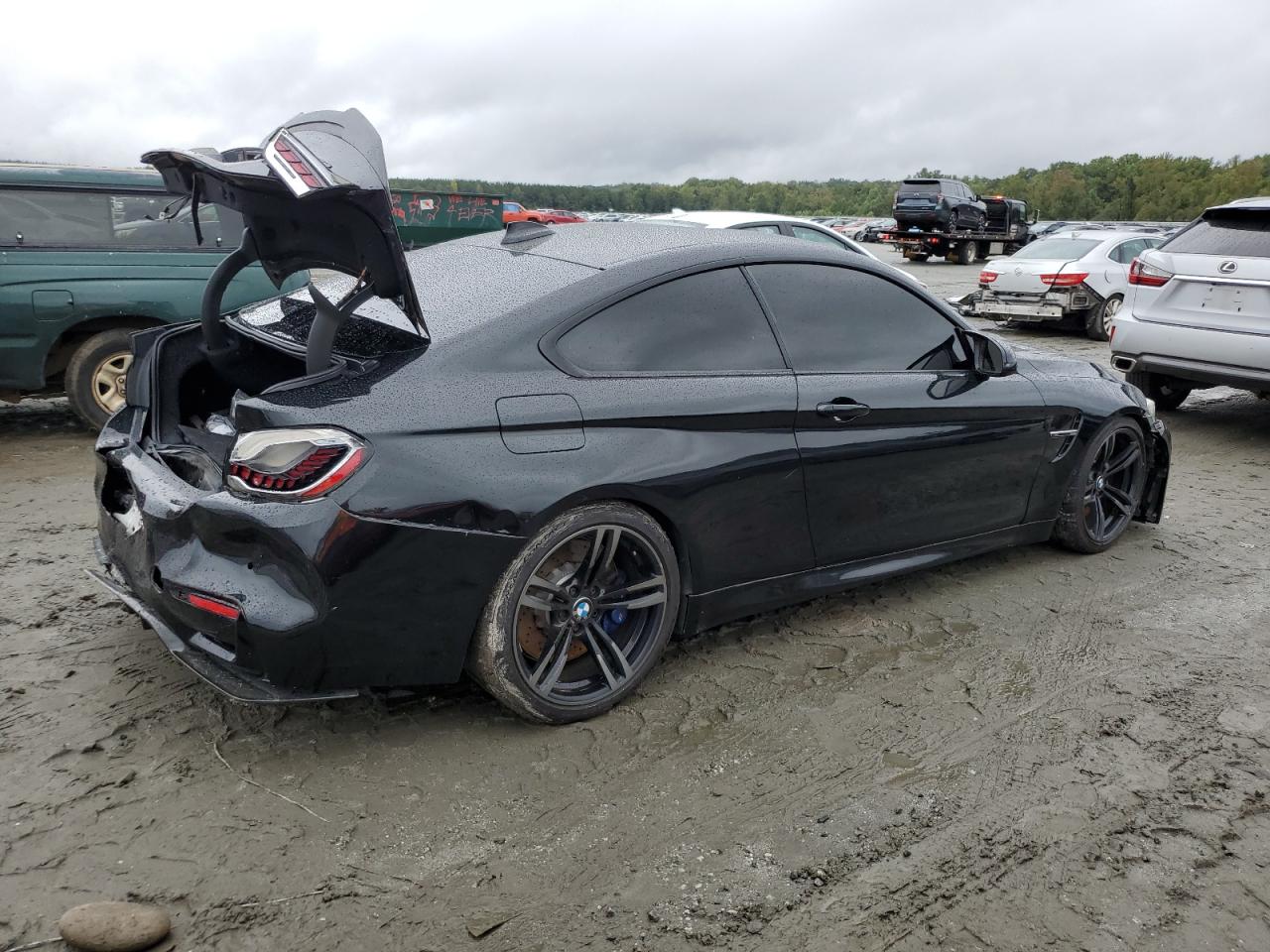 WBS3R9C51FK330380 2015 BMW M4