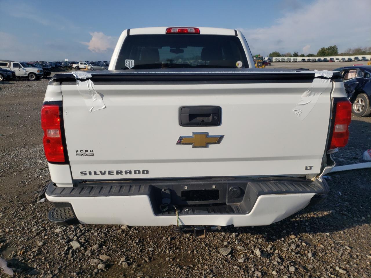 2018 Chevrolet Silverado K1500 Lt VIN: 3GCUKREC2JG396870 Lot: 72573204