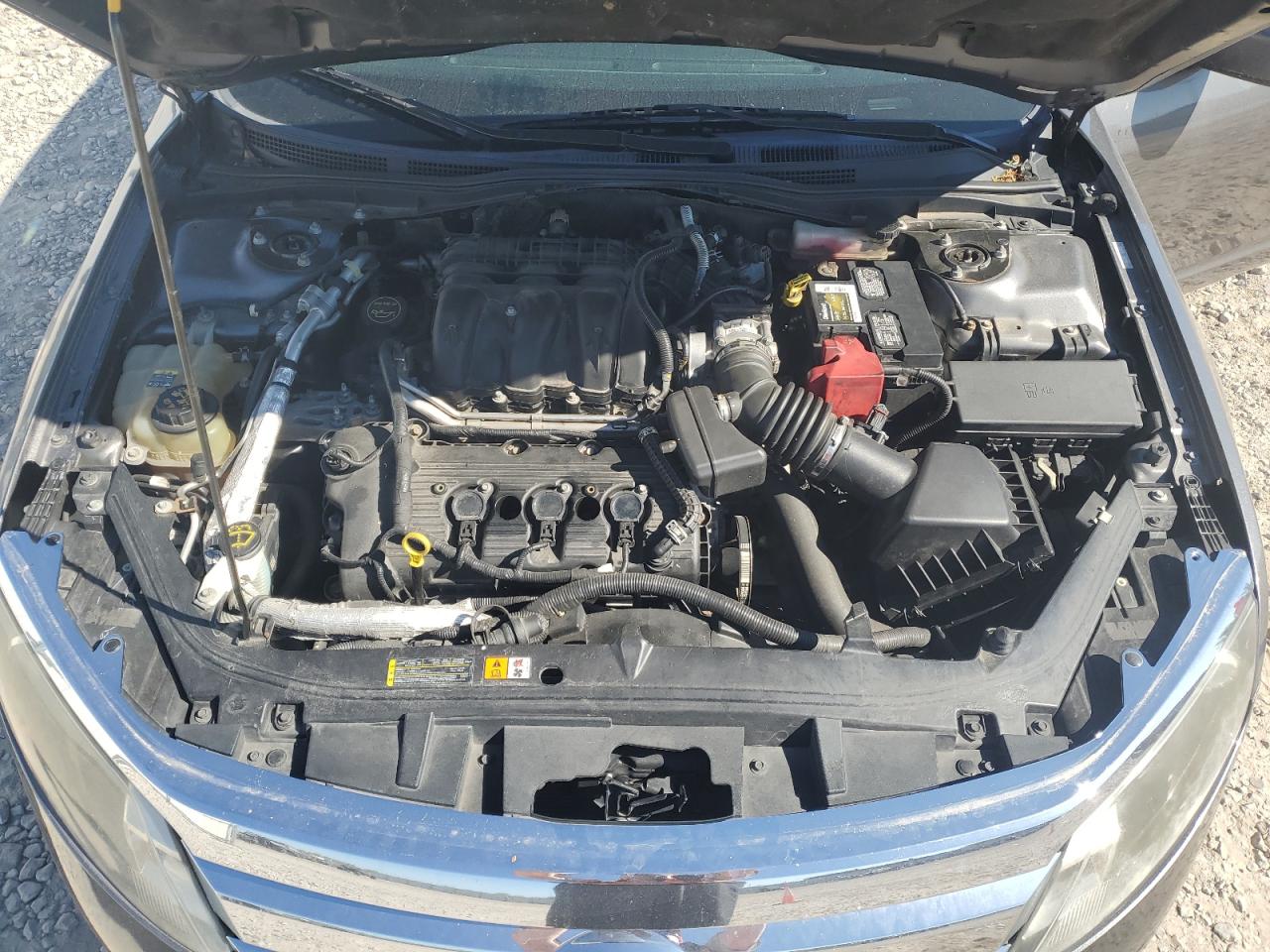 2010 Ford Fusion - Image 11