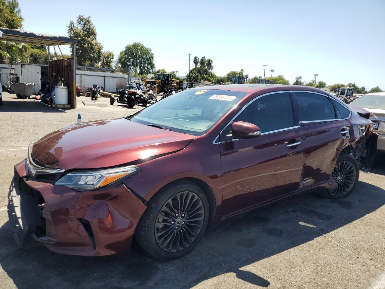 2017 TOYOTA AVALON