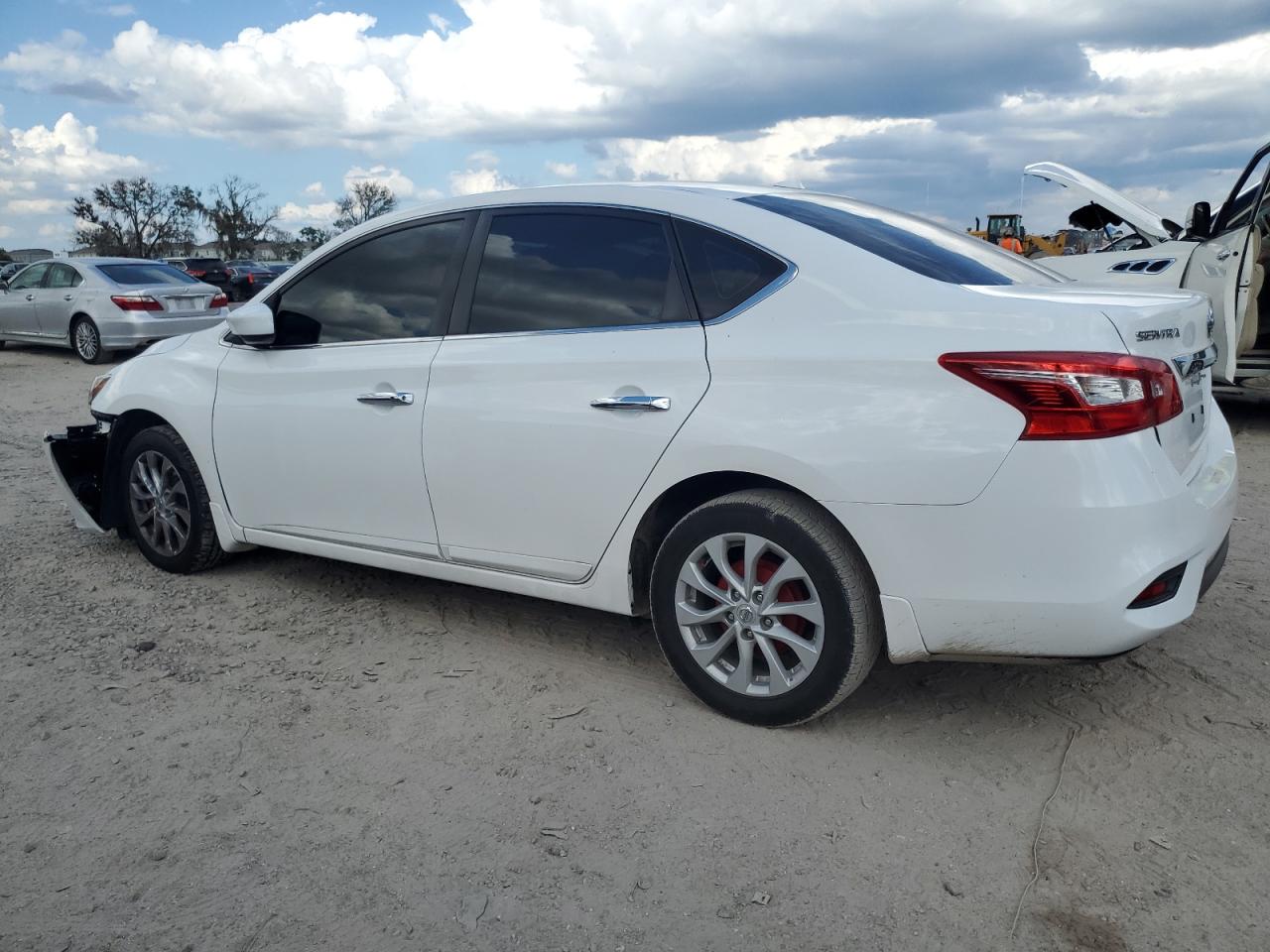 2019 Nissan Sentra - Image 2