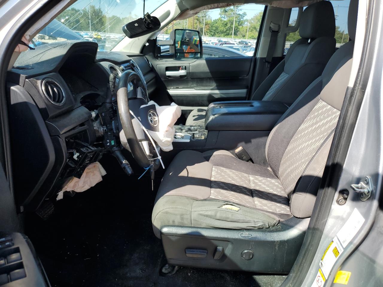 2018 Toyota Tundra - Image 7