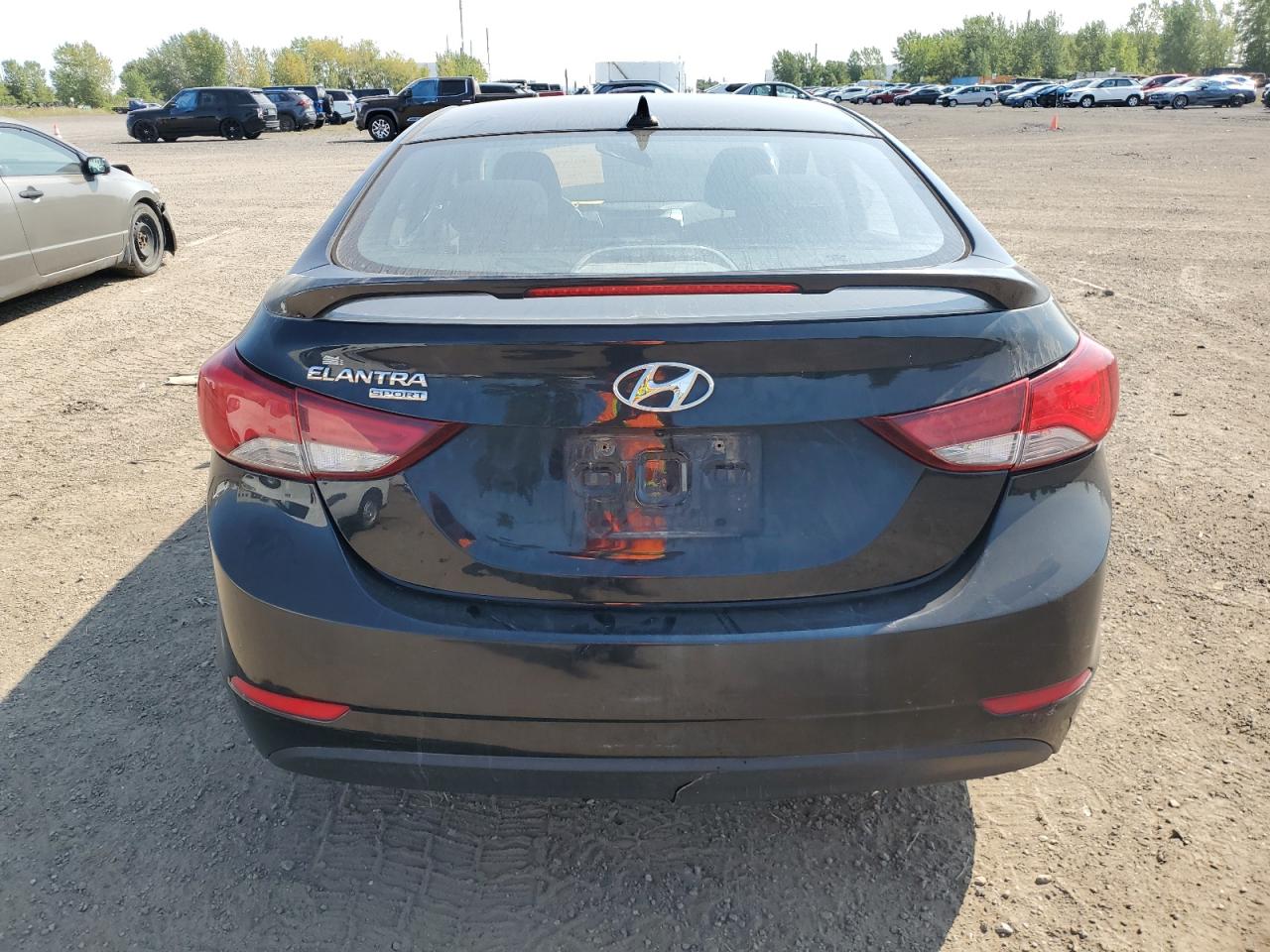 KMHDH4AE7FU326032 2015 Hyundai Elantra Se