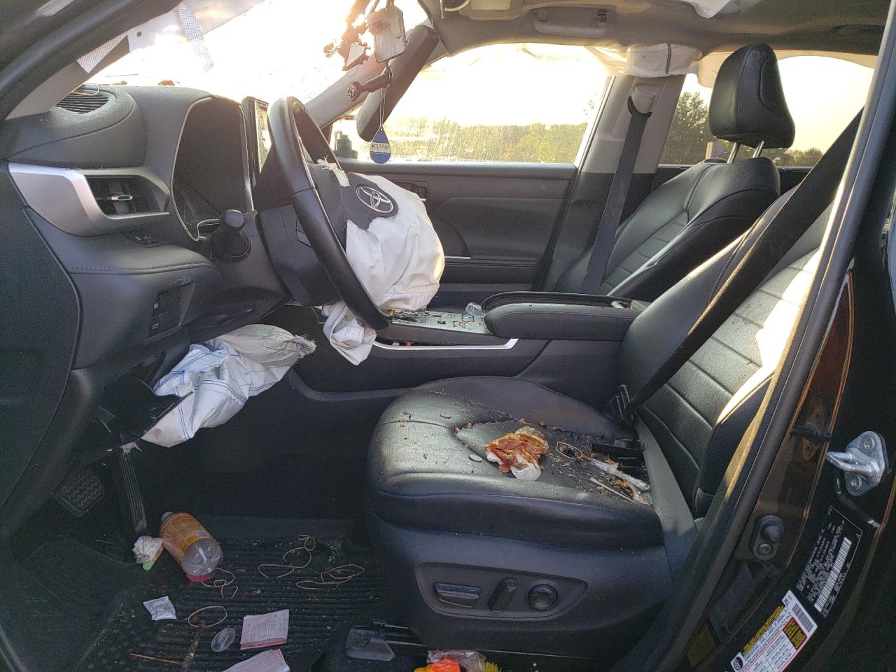 2021 Toyota Highlander - Image 7