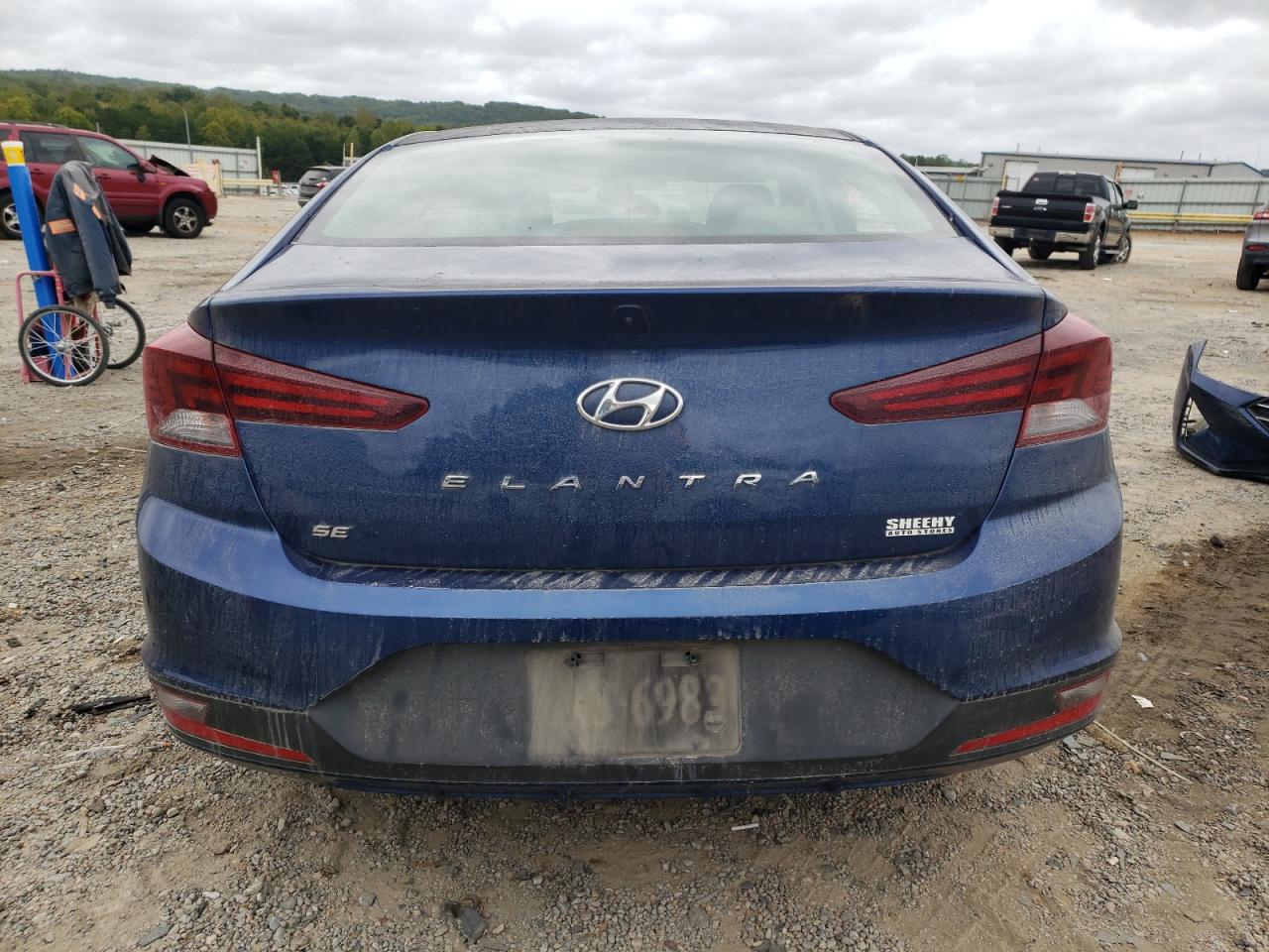 2019 Hyundai Elantra Se VIN: 5NPD74LF1KH464599 Lot: 71504094