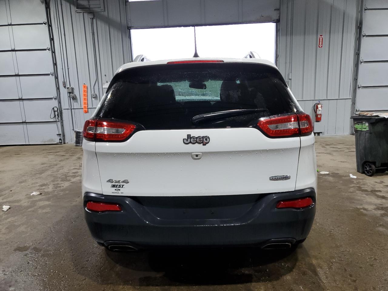 1C4PJMCS2HW501478 2017 Jeep Cherokee Latitude