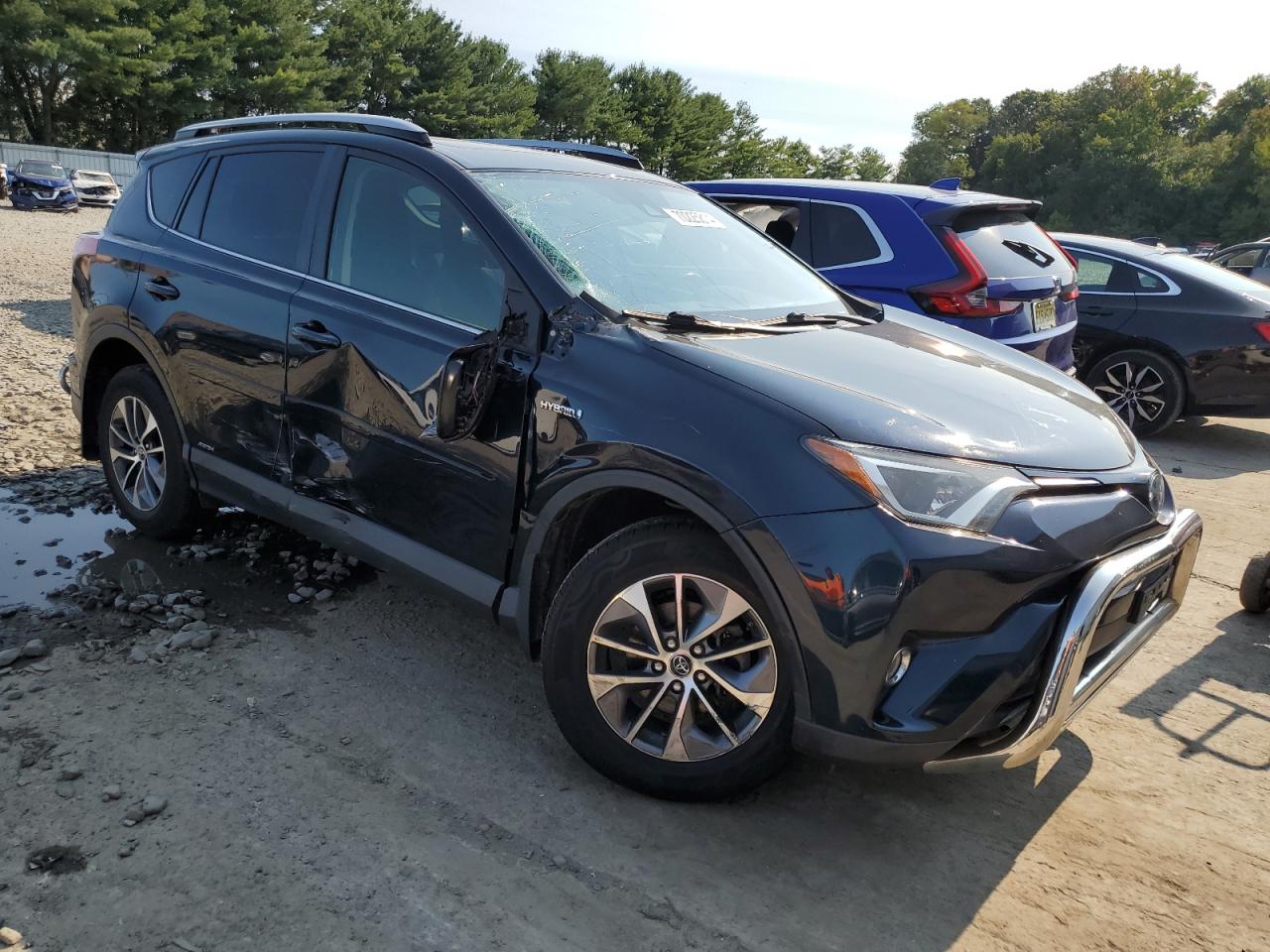 2017 Toyota Rav4 Hv Le VIN: JTMRJREV2HD145316 Lot: 70225814