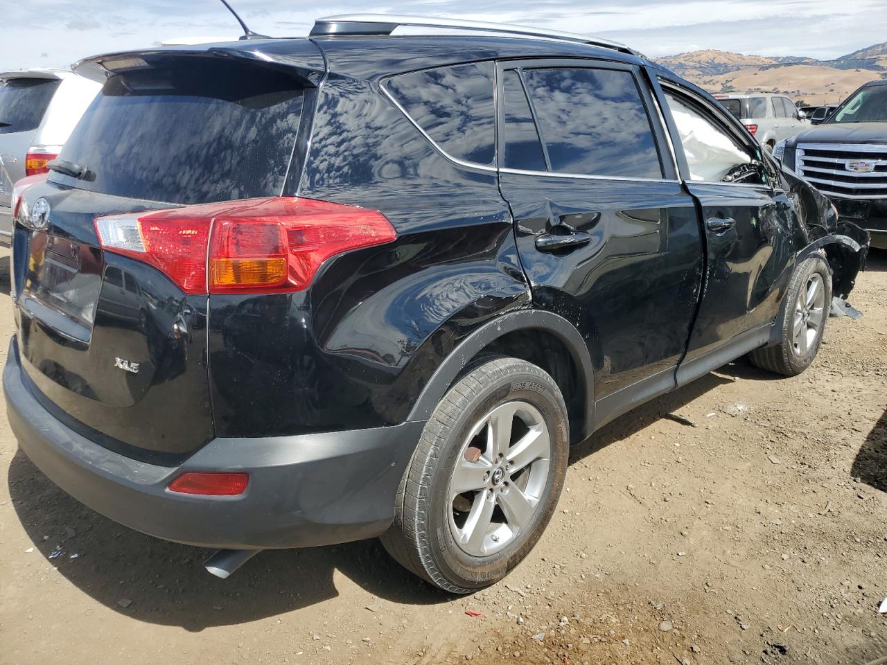 2015 Toyota RAV 4 - Image 3