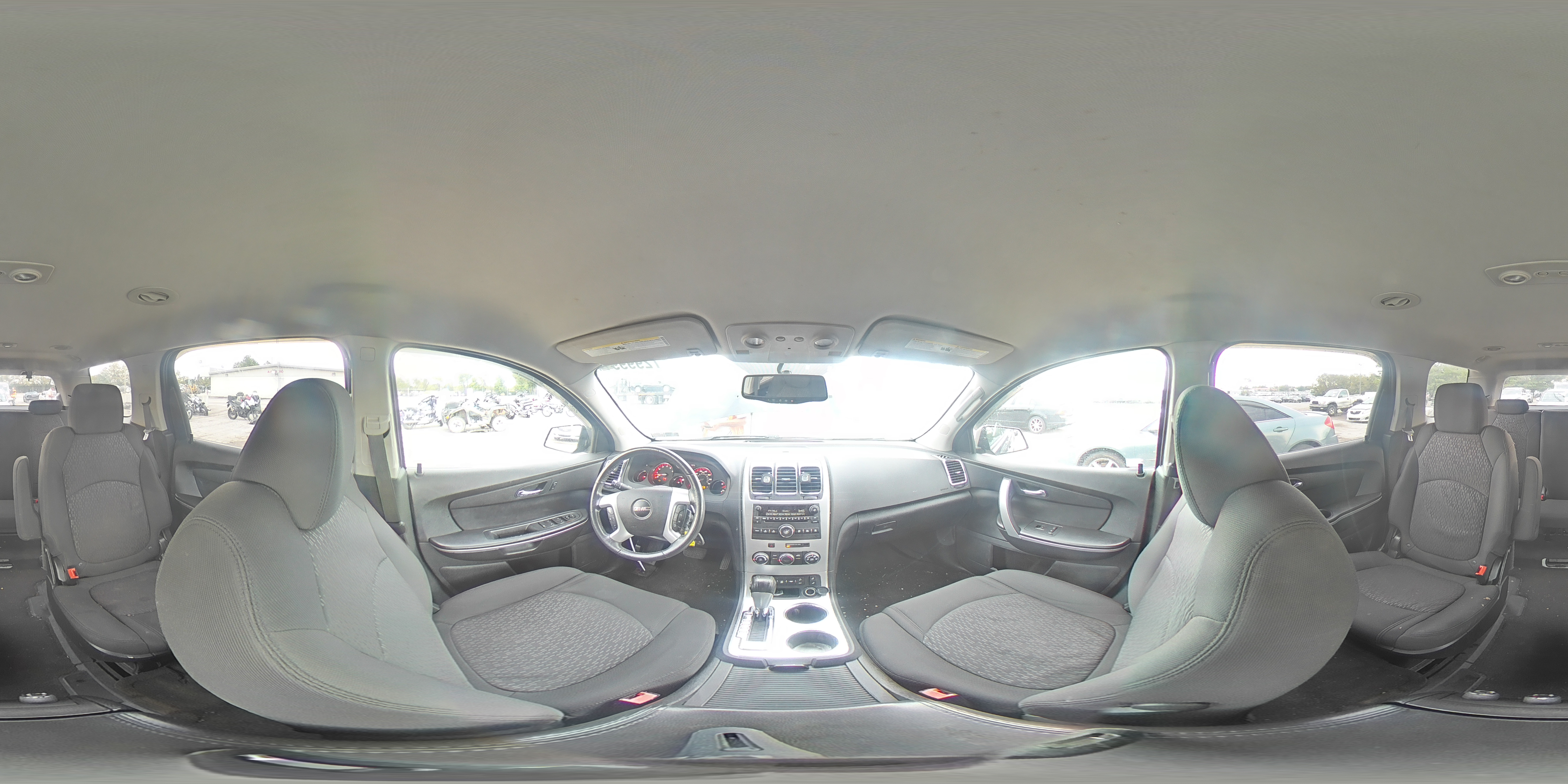 2012 GMC Acadia - Image 13
