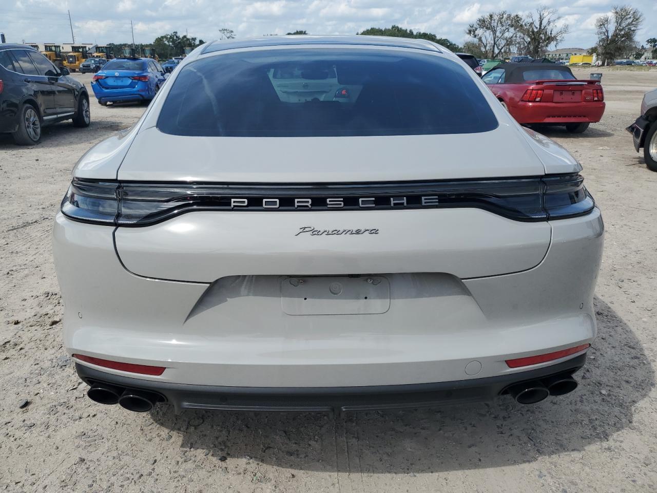 WP0AJ2A75PL103951 2023 Porsche Panamera Base