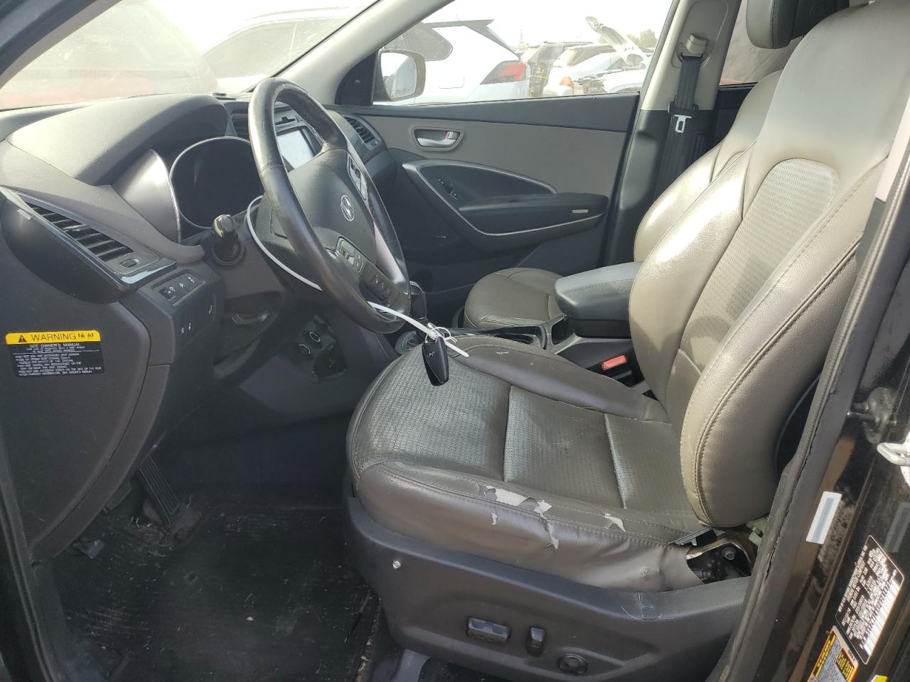 2015 Hyundai Santa Fe - Image 7