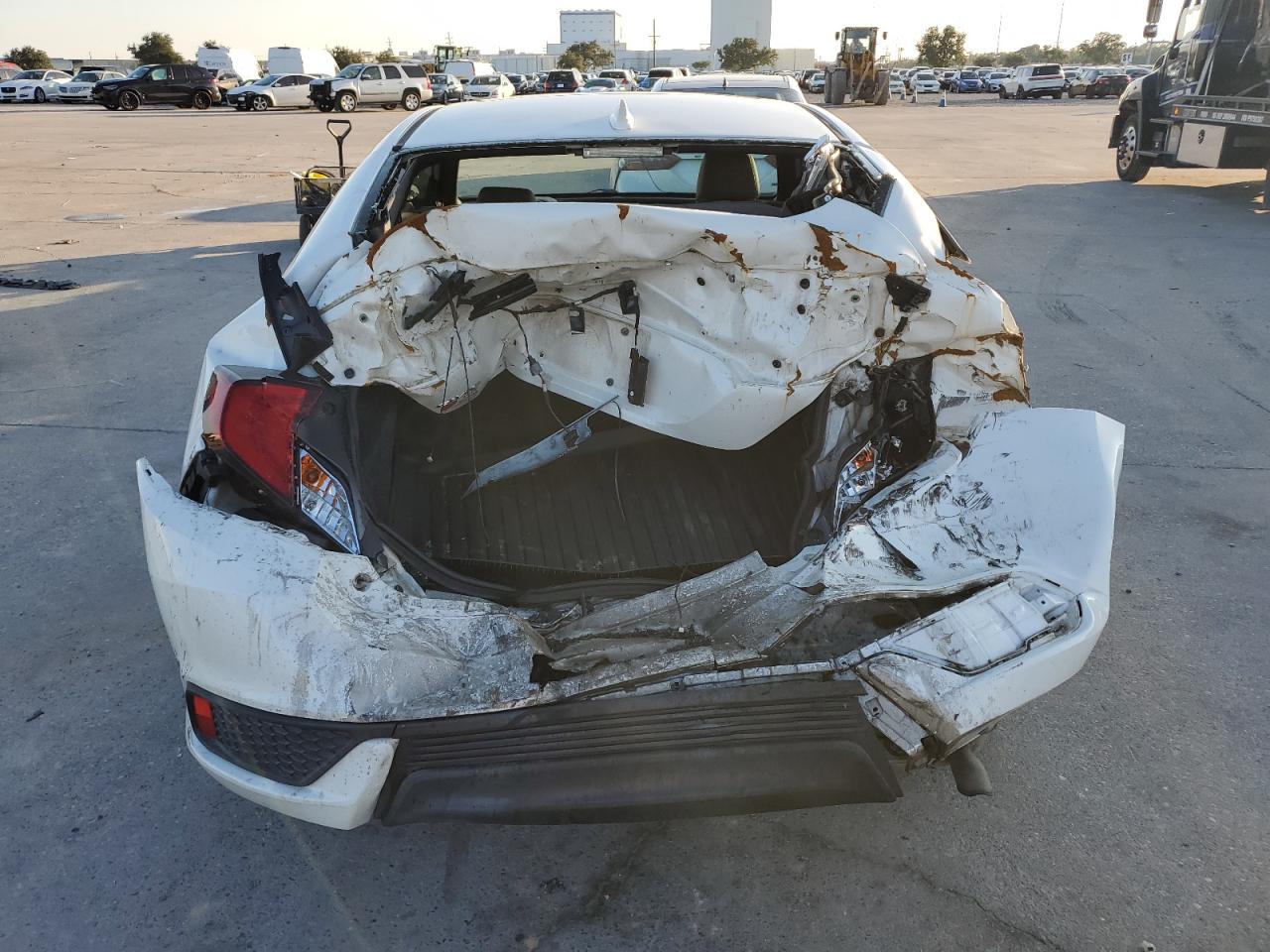 2HGFC3B32HH353858 2017 Honda Civic Ex 2HGFC3B32HH353858 2017 Honda Civic Ex