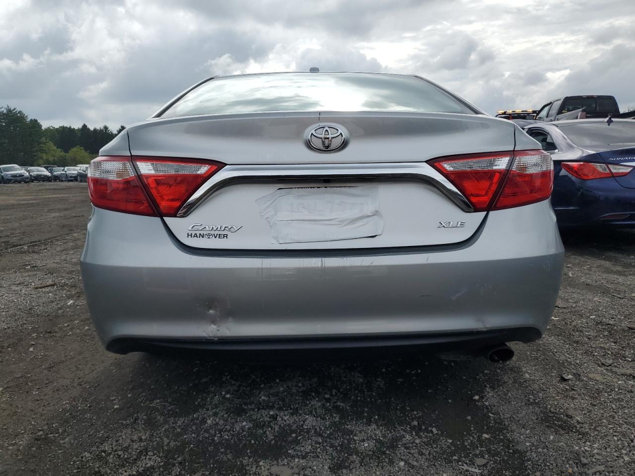 4T1BF1FK6FU902994 2015 Toyota Camry Le