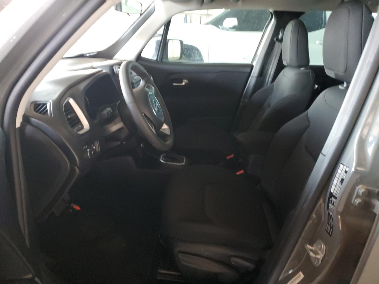 ZACNJAAB0LPL14011 2020 Jeep Renegade Sport