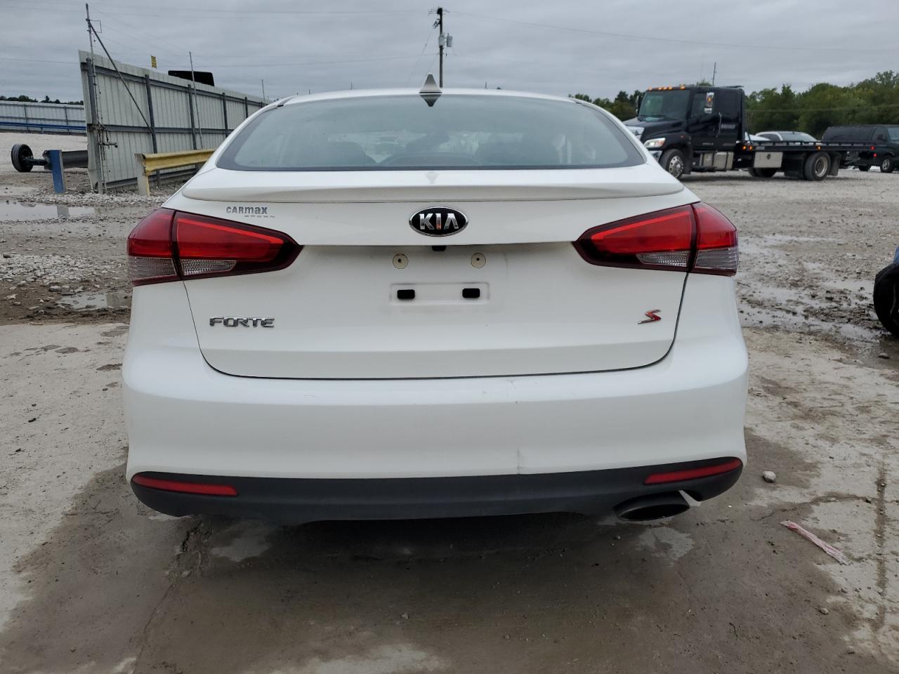 2017 Kia Forte Lx VIN: 3KPFL4A73HE103243 Lot: 70925424