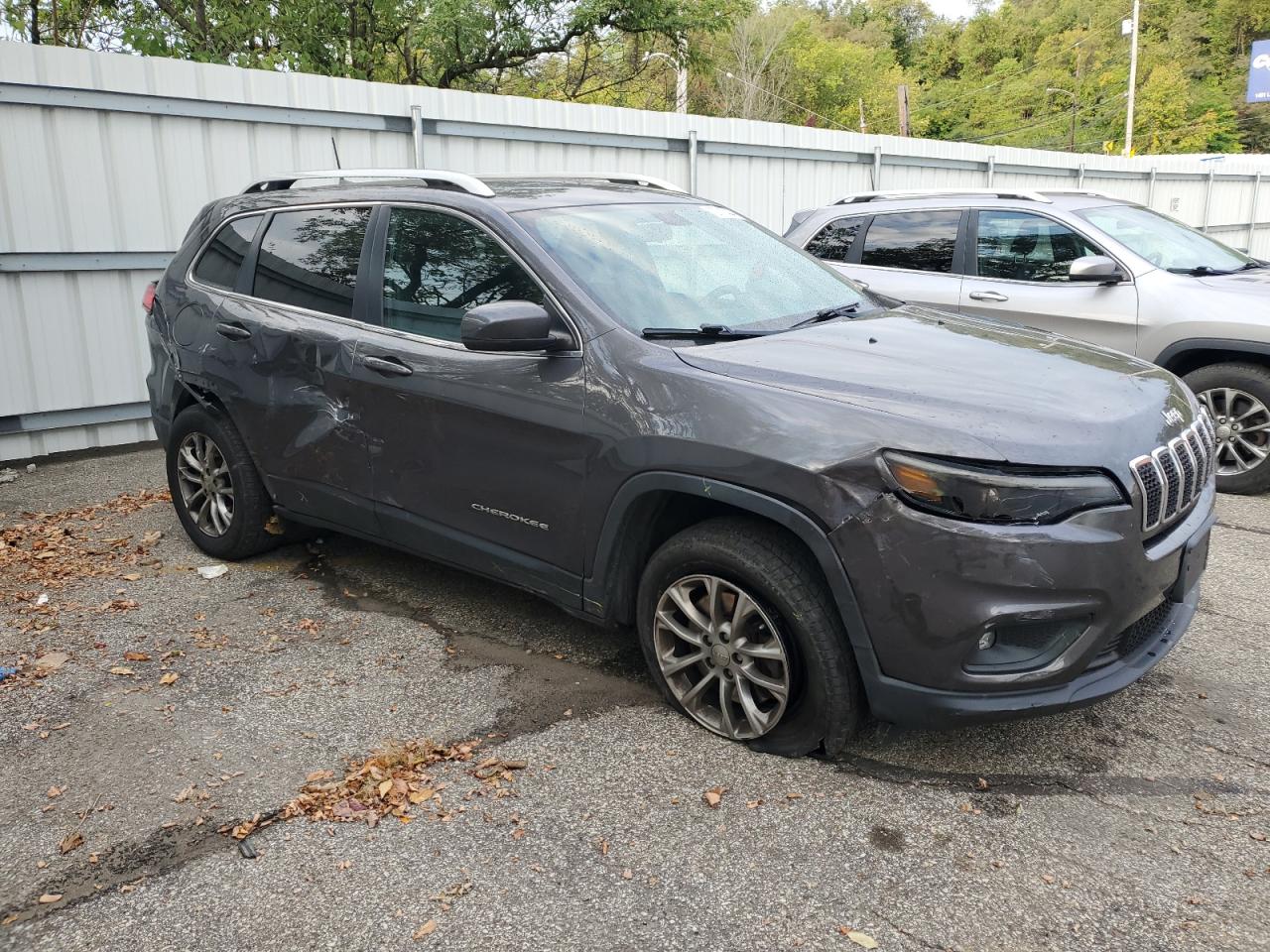 2019 Jeep Grand Cherokee - Image 4