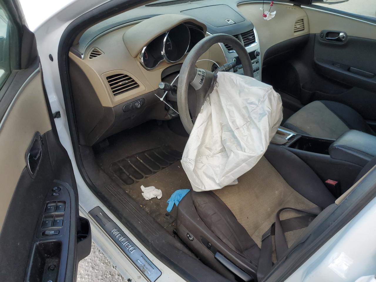 2012 Chevrolet Malibu - Image 8